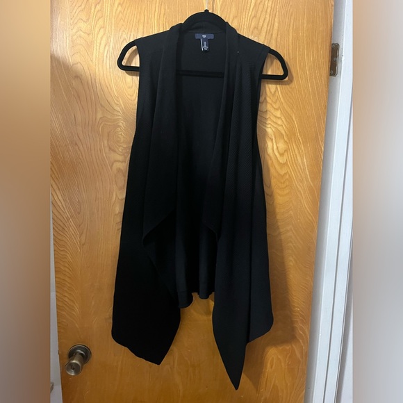 GAP Cotton Black Shrug Sweater with Asymmetrical Hem L - Picture 1 of 5